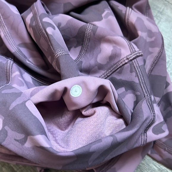 #102. Lululemon Time To Sweat Crop 23" - Picture 14 of 14